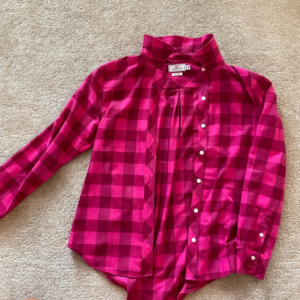 Vineyard Vines womens size 8 flannel. New condition without tags. Fits like s/m